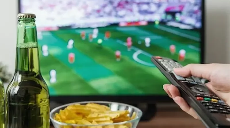6 Tips to Host the Best Football Watch Party