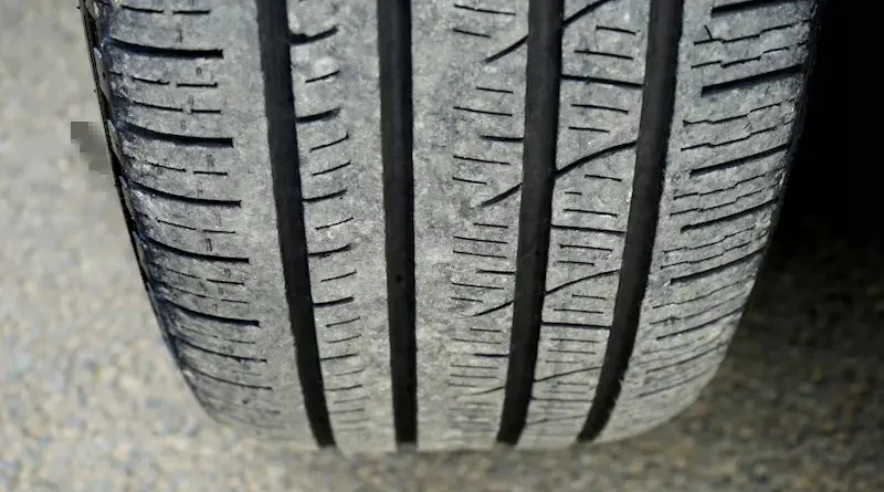 Top 5 Signs You Need New Tires