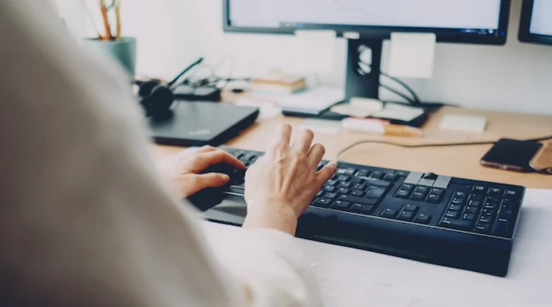 The Benefits of Knowledge Management for Business Process Outsourcing Organizations