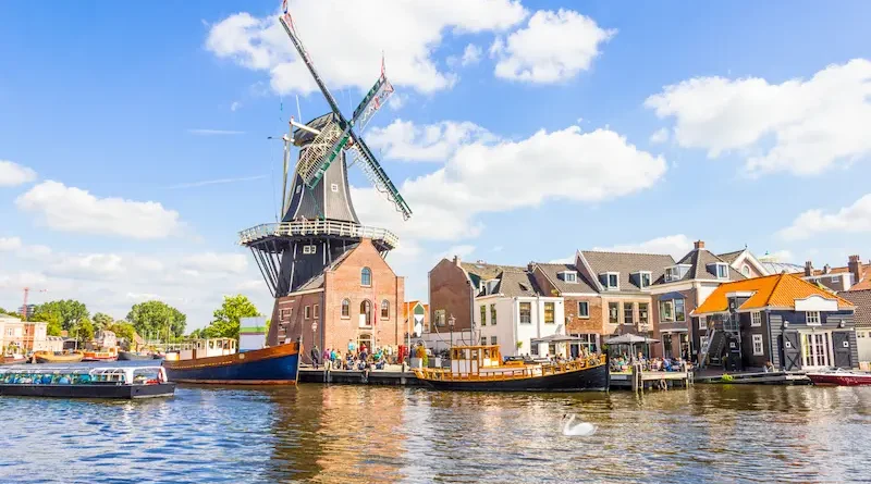 Exploring the Netherlands Here’s How eSIM Makes It Easier