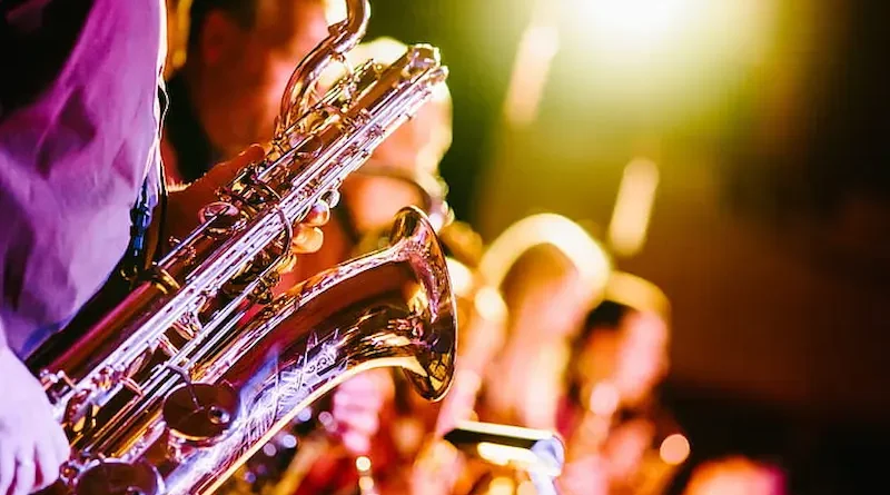 Saxophonist with Sound System Taking Every Live Performance to the Next Level