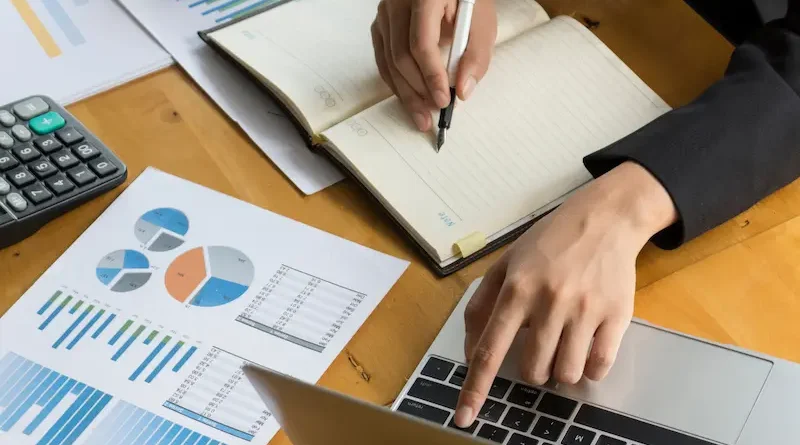 The Pros and Cons of Quick Financing Options