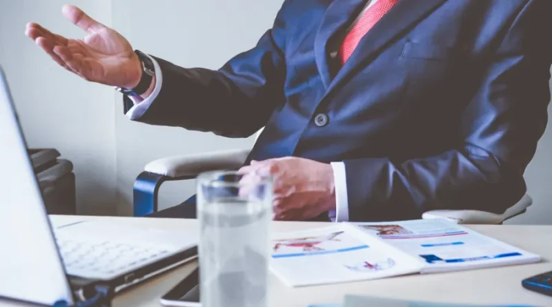 The CEO’s Role in Driving Organizational Success and Transformation