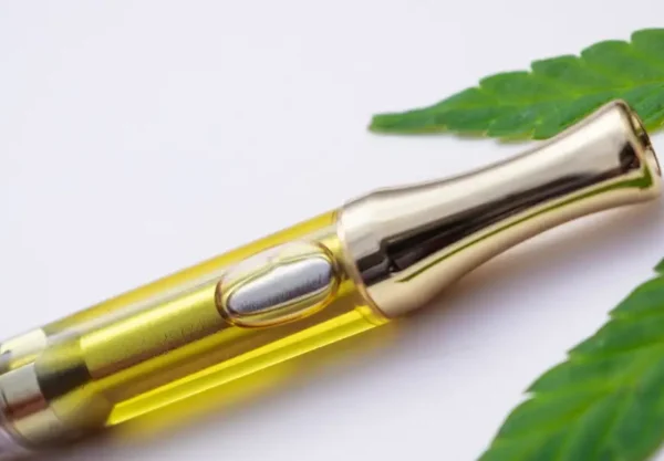 Nicotine Vaping vs. CBD Inhalation What Consumers Should Know